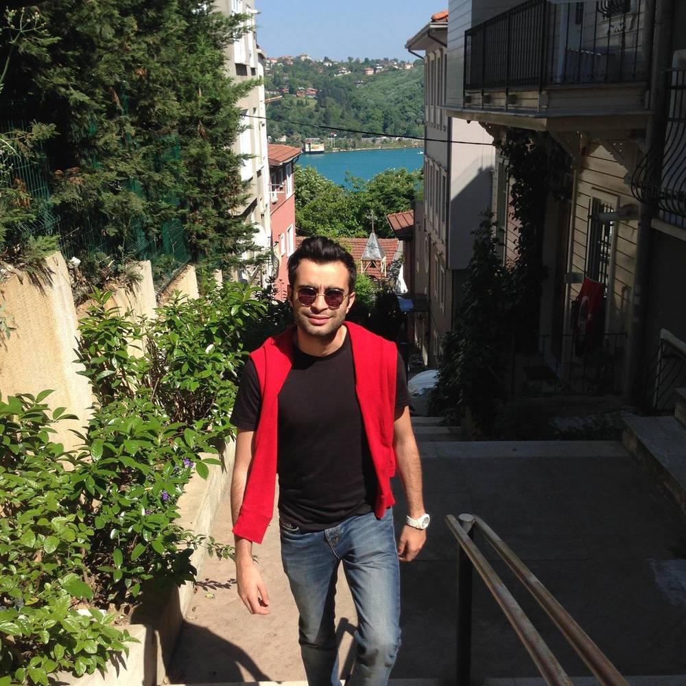 Meet your Posher, İhsan